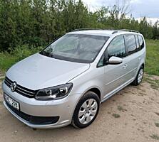 VW TOURAN, 2014г, газ-метан, автомат.