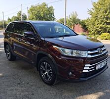 Toyota highlander hybrid 2019г