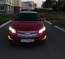 Chevrolet volt 8000$