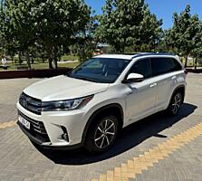 Toyota Highlander Hybrid 2017г/в