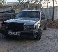 Mercedes Benz E200 2.0 бензин