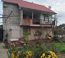 Продается хорошая, 3х. этажная дача. Меренешты.