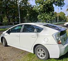 Продам Toyota Prius 30