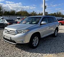 Toyota Highlander 2013 год 3.5 бензин