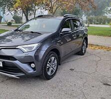 Продается Toyota RAV4