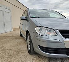 VW Touran 2008г!!! 7 МЕСТ!!! ЗАВОДСКОЙ ГАЗ!!!