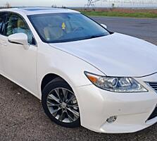 Продам Lexus ES300h