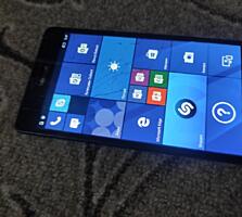 Microsoft Lumia 950 XL (1800руб)