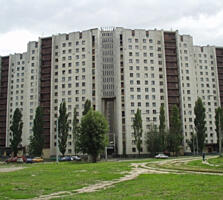 Київ, Дніпровський район, Азербайджанська вул., 8А ПРОДАЖ ДВОХ КІМНАТ