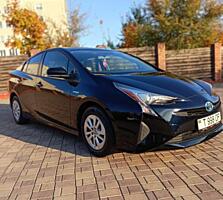 Продам Toyota Prius 50 в красивом черном цвете (в ксералике).