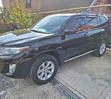 Продам TOYOTA HIGHLANDER Hybrid 2012 год