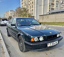 Продам bmw e-34 518i