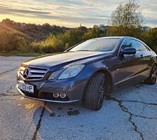 Mercedes Benz E250 Coupe