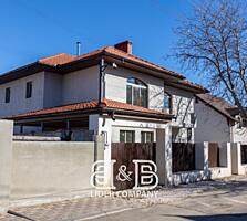 Detalii Proprietate :   Suprafață construită : 270 m²   Teren : 6 ari 