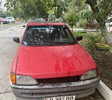 Продам автомобиль Ford Escort