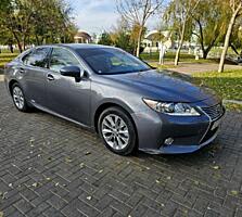 Lexus ES 300h 2013гв