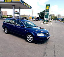 PASSAT B5+ РЕСТАЛИНГ 2004год\ 131л. с\ 6ст. \ Темно-синий перламутр\