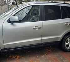 Продаётся Hyundai Santa Fe 2007. Пробег 241500 км. 8399 Евро.