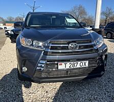 TOYOTA HIGHLANDER