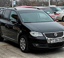 СРОЧНО! VOLKSWAGEN TOURAN 2008г