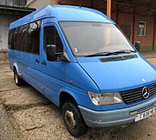 Продам Mercedes Sprinter грузовой спарка 2.9tdi