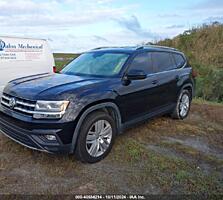 Volkswagen Atlas, большой джип с мотором 2.0. Заводится и едет.