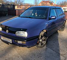 VW GOLF 1.8 бензин-газ(метан) 1998 г. в.