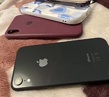 Продам iPhone XR