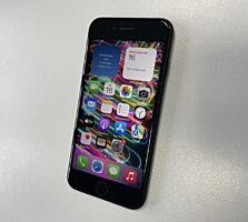 iPhone SE 2020 (64 GB) в отличном состоянии!