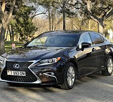 Lexus ES300H 2,5 Гибрид 2013 год