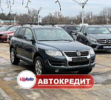 Volkswagen Touareg (Доступен в Автокредит)