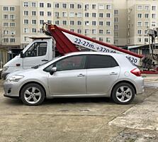 Toyota Auris Hybrid 1.8 бензин 2011 г.