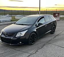 Toyota Avensis 2.0 дизель автомат.