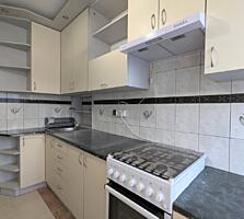 3-комнатная с ремонтом, 62,4 м², Ак. Королева/Левитана