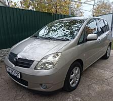 Toyota Corolla Verso 2003 г.