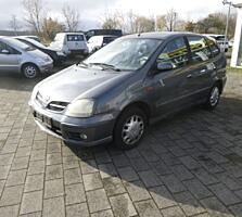 Nissan Almera Tino 2004г. В отличном состоянии.