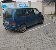 Продам Nissan Serena