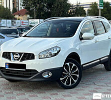 nissan Qashqai+2