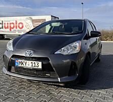 Toyota prius C