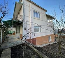 Casa Stauceni 2 nivele teren 6ari