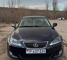 Lexus is250