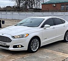 Продается Ford Fusion Hybrid; Мотор 2,0 Гибрид;