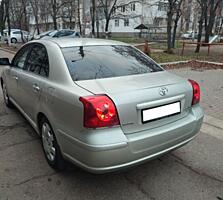 Toyota Avensis 2004 года 2.0 D-4D