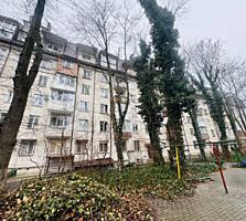 Sec. Riscani, str. Alecu Russo. Parc. 1 cameră + living de tip Mansard