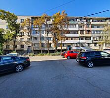 Parc Avgan! Sec. Riscani, str. Miron Costin. 2 camere 52 mp. Reparatie