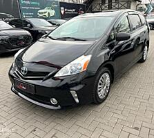 Toyota Prius V