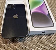 Продам Iphone 14