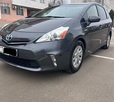 Toyota Prius V