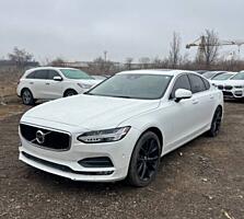 VOLVO S90 T6 MOMENTUM