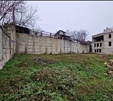 Vanzare Teren constructii 14 ari sec. Centru Autorizat